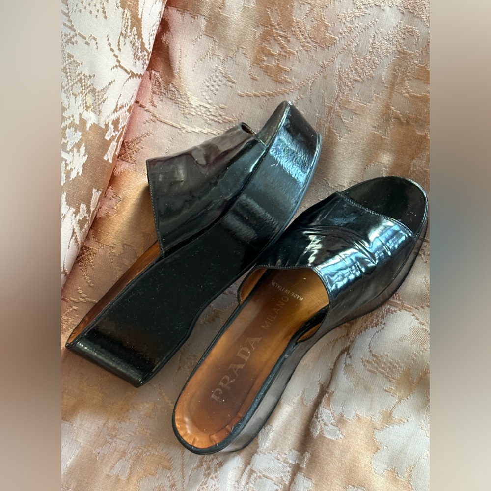 Prada Genuine Leather Platform Slip on Pip Toe Shoes Milano Italy Worn gently - Picture 2 of 10